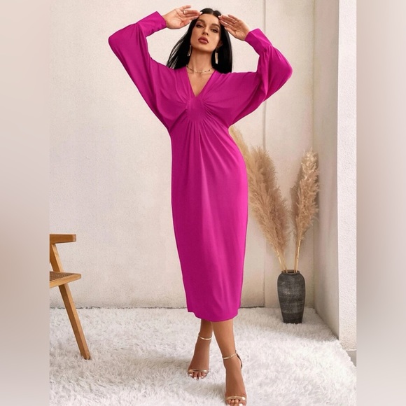 SOLD-Women’s Shein Batwing Sleeve Split Back Fitted Maxi Dress - Picture 3 of 3